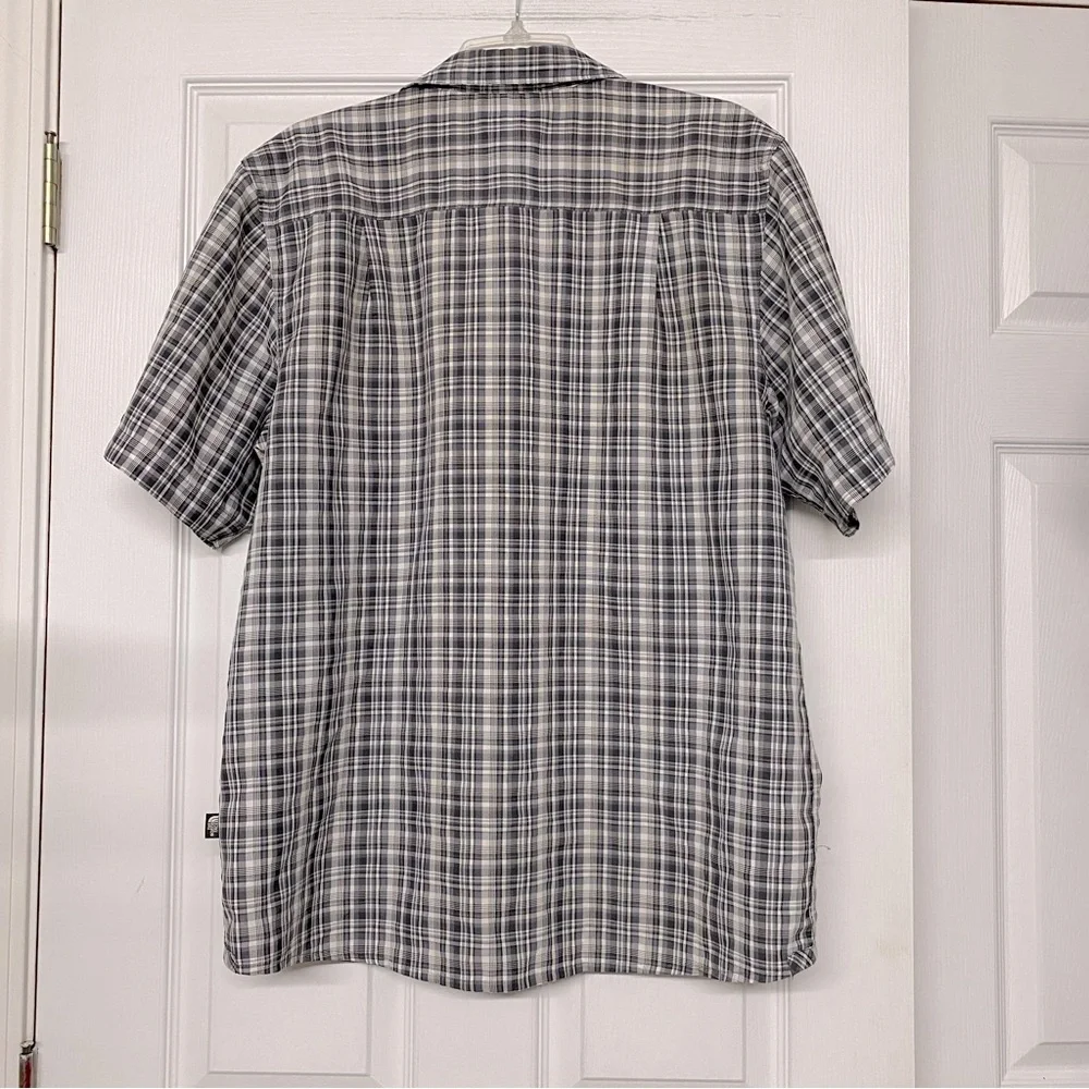 The North Face Plaid Short Sleeve Lightweight Shirt Sz L